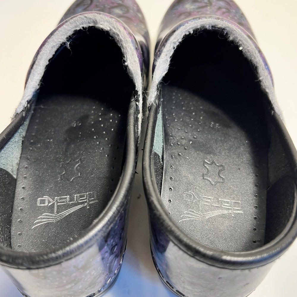 Dansko 38 Professional Clogs Purple Blue Iridescent Galaxy Patent Leather Shoes - Picture 5 of 13